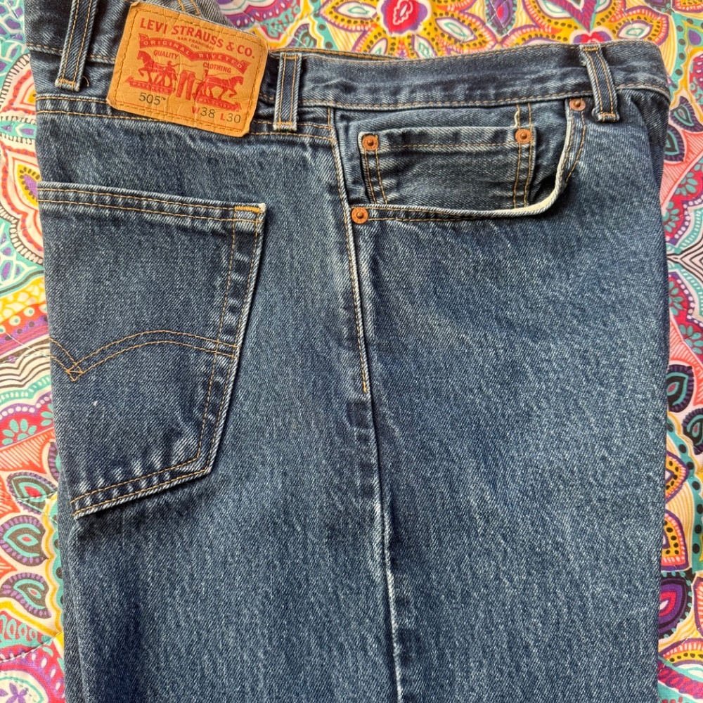 Two pairs of Levi´s men´s 505 jeans Size 36X30 - Picture 5 of 8